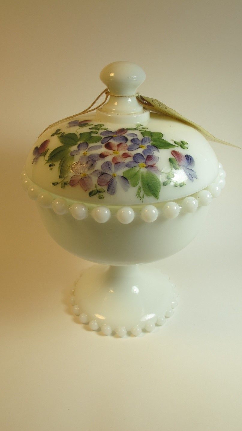 Con-Cora pedistal candy dish